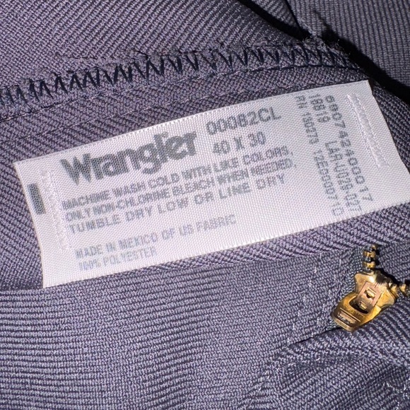 Wrangler NWT Men’s Size 40W 30L Grey Polyester Business Casual Dress Jeans - Picture 8 of 10